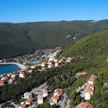 Altalea Apartman *
